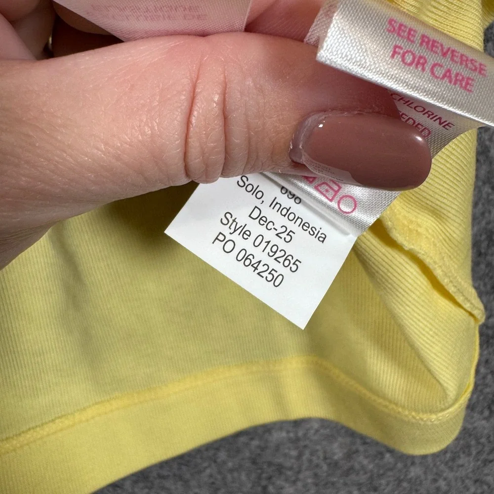Lilly Pulitzer Ronson Split V-Neck Puff Sleeve Top Sz Medium Butter Yellow